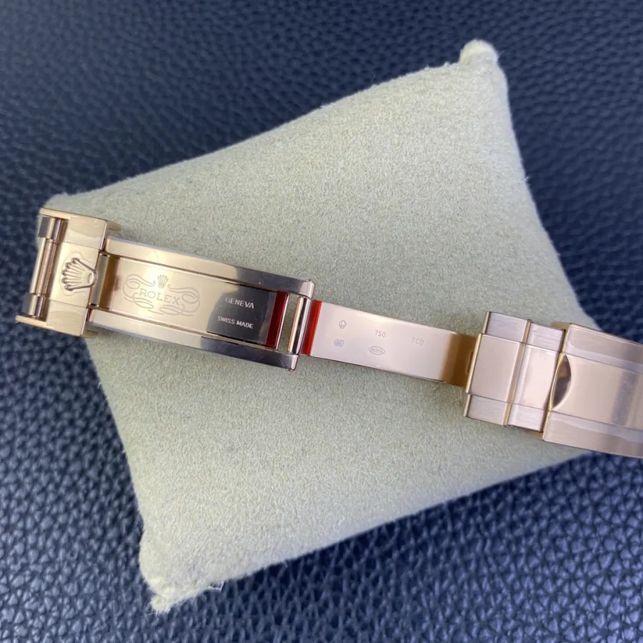 ROLEX-COSMOGRAPH DAYTONA-REF.M116515LN-0015-40MM