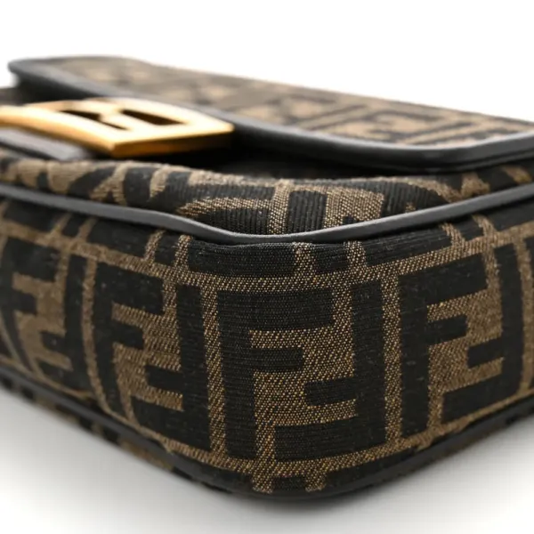 Fendi FF 1974 Midi Chain Baguette Tobacco/Moro Jacquard Fabric Aged Gold Hardware - Image 5