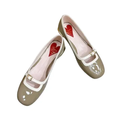 Roger Vivier Broche Vivier Ballerinas Flat Shoes In White/Black/Beige Patent Leather