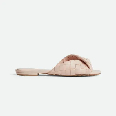 Bottega Veneta Blink Flat Mule In Pink Intrecciato Leather Flat Mule