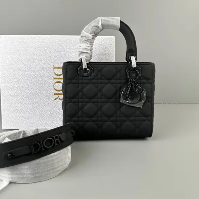 Dior lady bag 20cm all blk