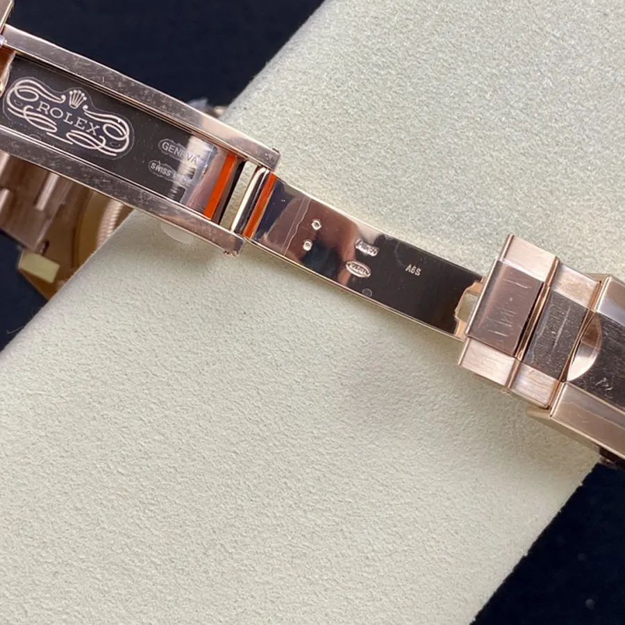 ROLEX-GMT MASTER II-REF.M126715CHNR-0001-40mm