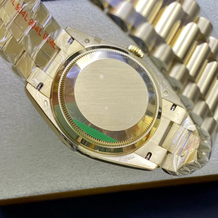 ROLEX-DAY DATE-REF.M118208-36mm