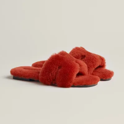 HERMES Oran plush orange Slippers