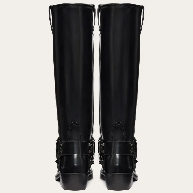 VALENTINO ROCKSTUD Calf leather motorcycle boots (heel height 4cm)