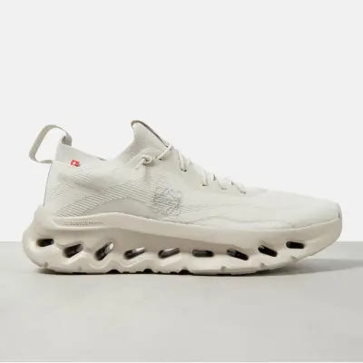 LOEWE White sneakers