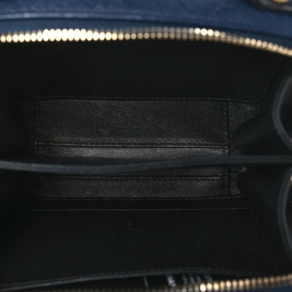 Chanel CC Filigree Vanity Case Small Navy/Black Quilted Caviar Leather Gold Hardware - Image 7