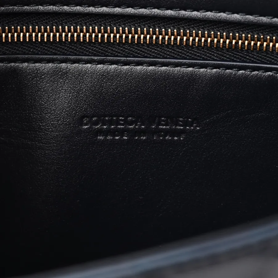 Bottega Veneta Medium Intrecciato Andiamo Shoulder Bag Space Nappa Leather Gold Hardware