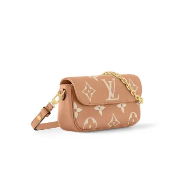 Louis Vuitton Bags  WOC LVY