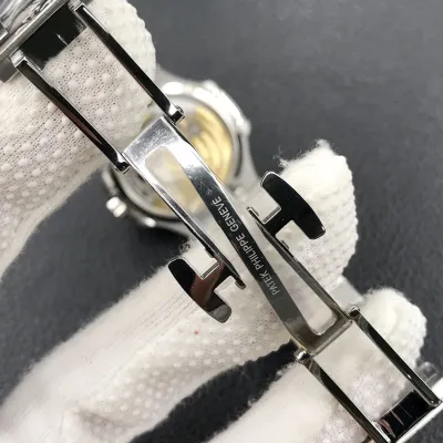 PATEK PHILIPPE-NAUTILUS-ref.7118-1200A-011-35.2mm