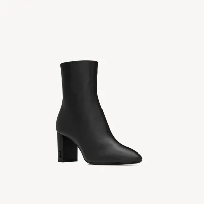 Yves Saint Laurent Sleek leather ankle boots