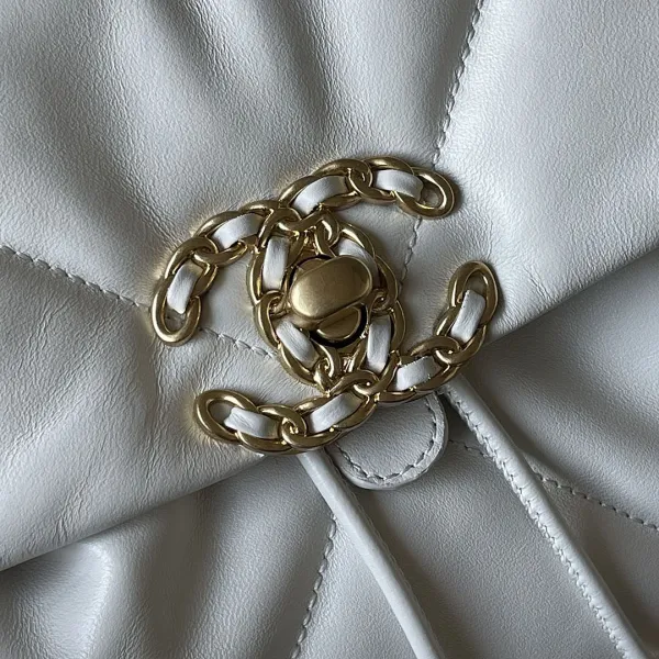 Chanel 19bags Backpacks White / Grey / Black Gold / Black Silver / Burnt Sugar Colouring Quilted Lambskin Leather Backpacks - Image 6