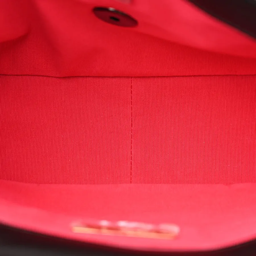 Chanel 19 Medium Flap Bag – Quilted Lambskin   Silver Hardware