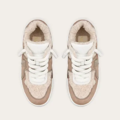 VALENTINO ONE STUD XL Women's bovine frosted leather and wool V-logo sneakers