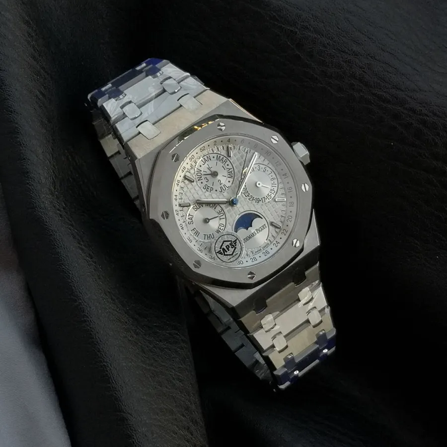 AUDEMARS PIGUET-ROYAL OAK-REF.26574ST.OO.1220ST.001-41MM
