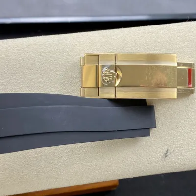 ROLEX-COSMOGRAPH DAYTONA-REF.M116518LN-0078-40MM