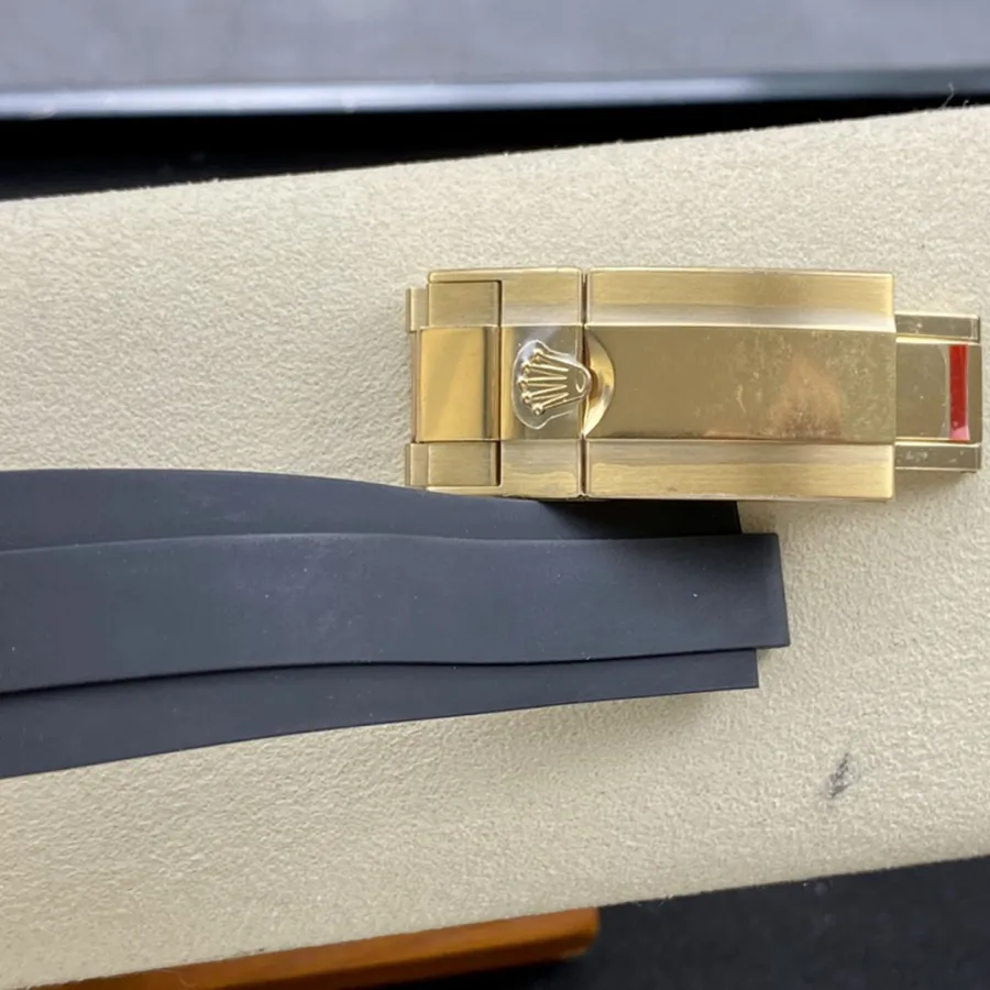 ROLEX-COSMOGRAPH DAYTONA-REF.M116518LN-0078-40MM