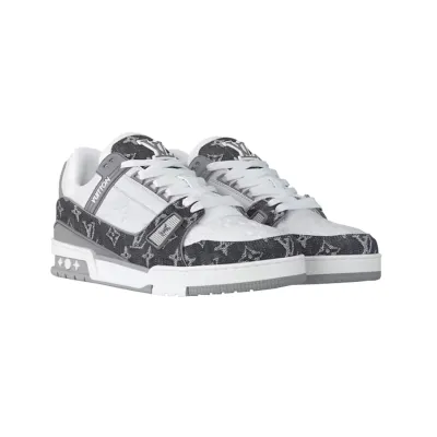 Louis Vuitton Grey sneakers