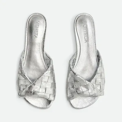 Bottega Veneta Blink Flat Mule In Silver Intrecciato Leather Flat Mule