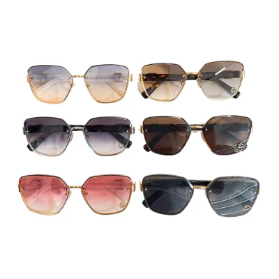 Gucci square frame glasses white/black gold/black brown/eggplant black/leopard/pink color Size 62口14-145