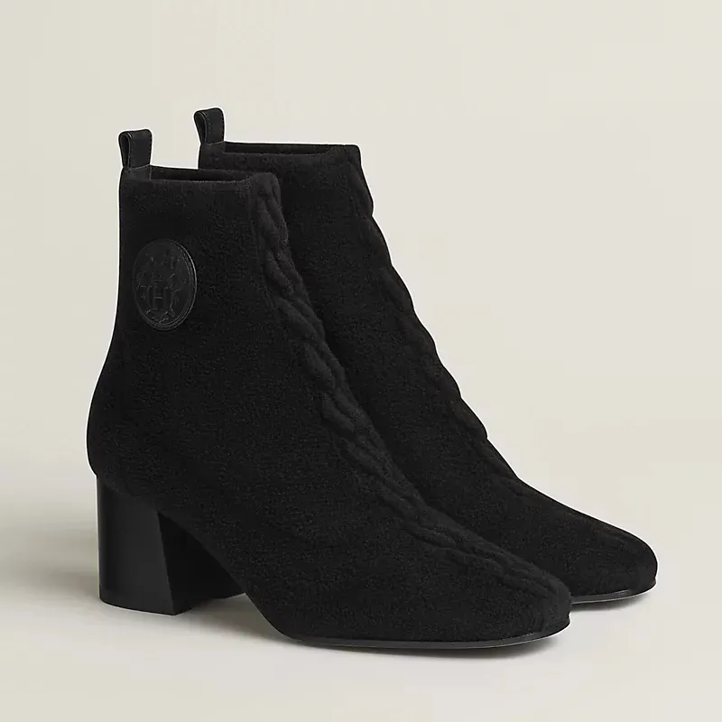 HERMES Jenna  Black ankle boots