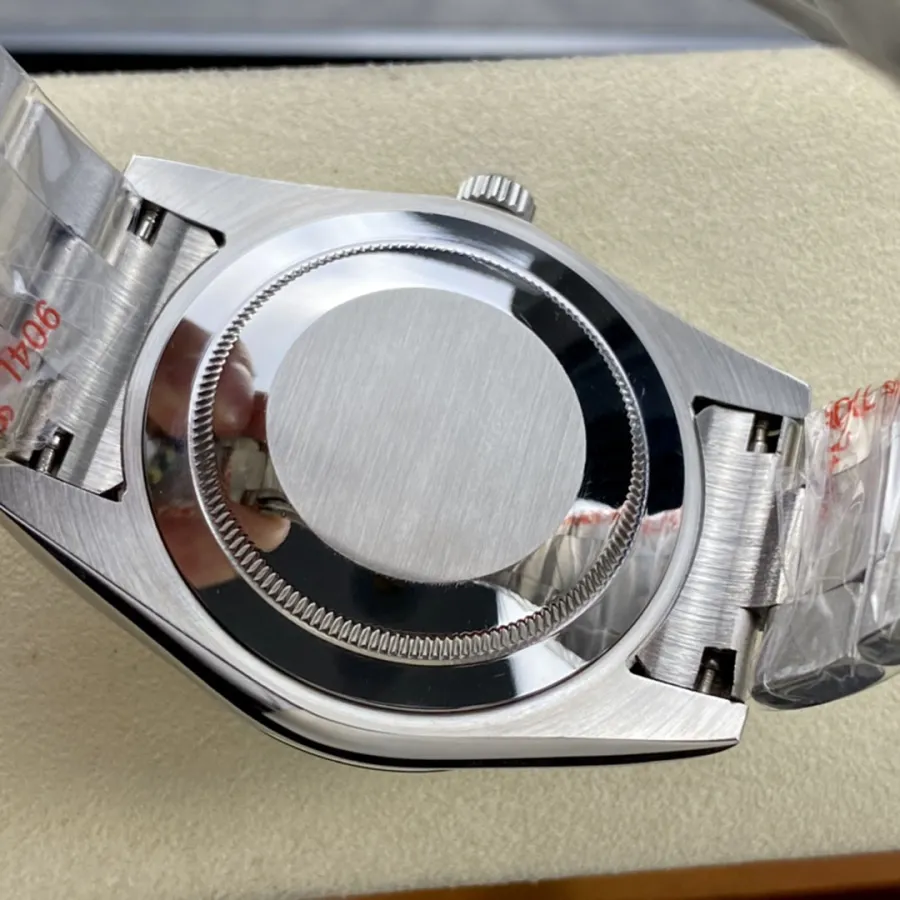 ROLEX-OYSTER PERPETUAL-REF.M124300-0008-41mm