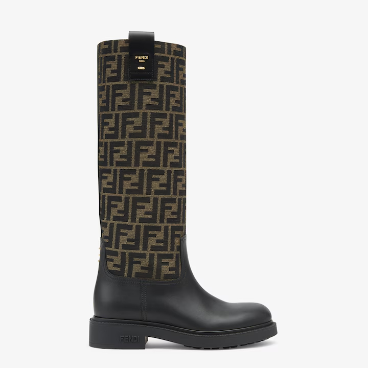 FENDI Botas de couro preto e tecido FF marrom