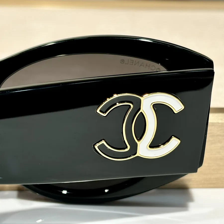 CHANEL glasses black white color size 53口19-145