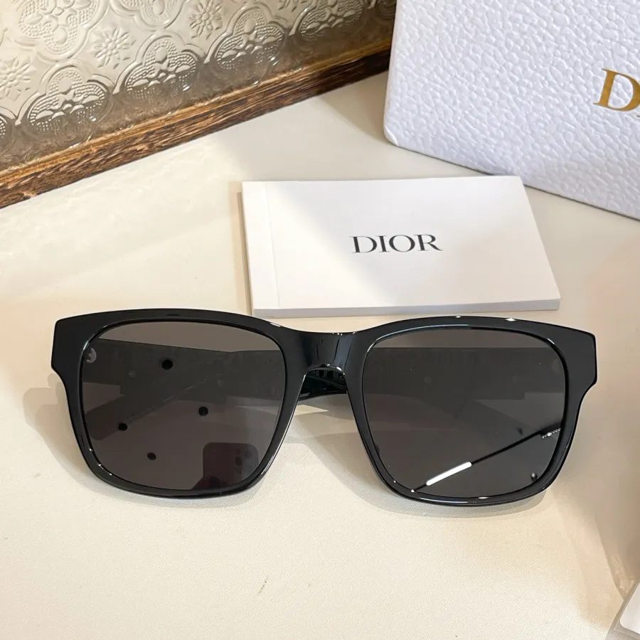 DIOR wayfarer glasses black color Size 58口20-145