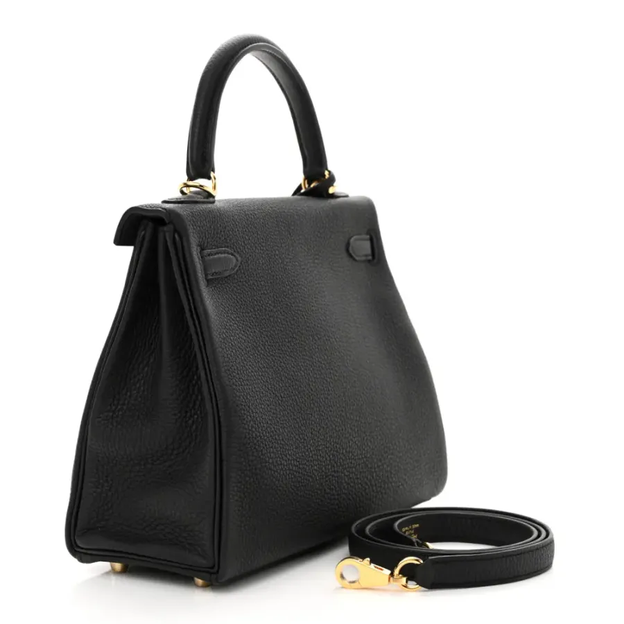 Hermès Kelly Retourne 25 Black Togo Leather Gold Hardware