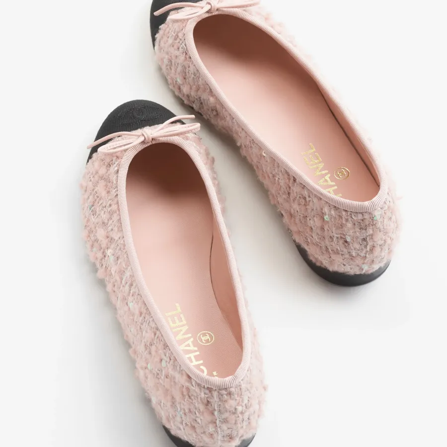 Chanel Flat shoes with twill soft wool and satin, light pink, beige, milky white and black Ballet  Shoes