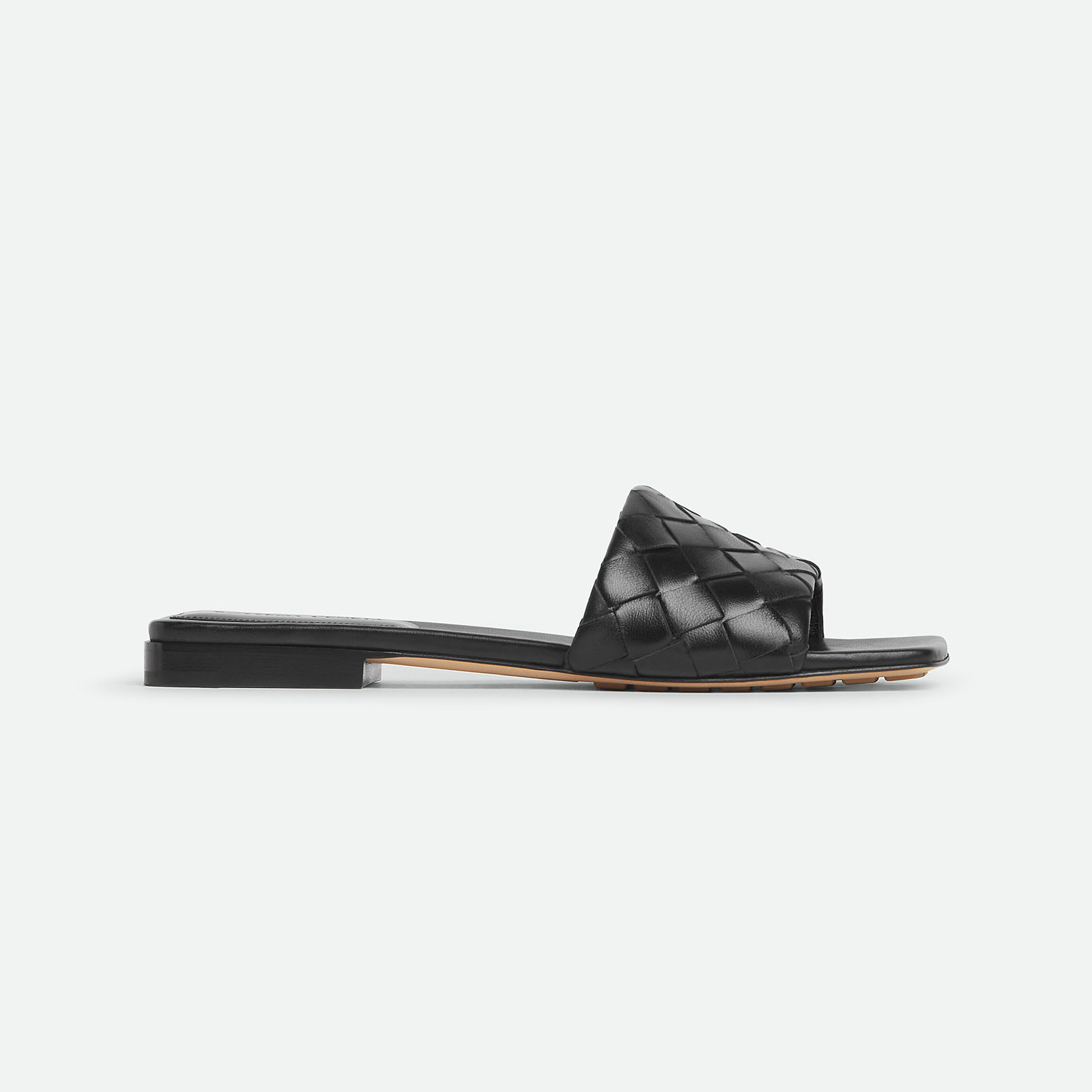 Bottega Veneta Parco Mule Em Couro Intrecciato Preto Sandália Mule Rasteira