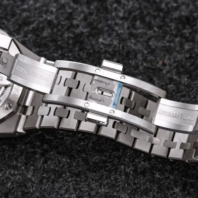 AUDEMARS PIGUET-ROYAL OAK-REF.26530TI.OO.1220TI.01-41MM