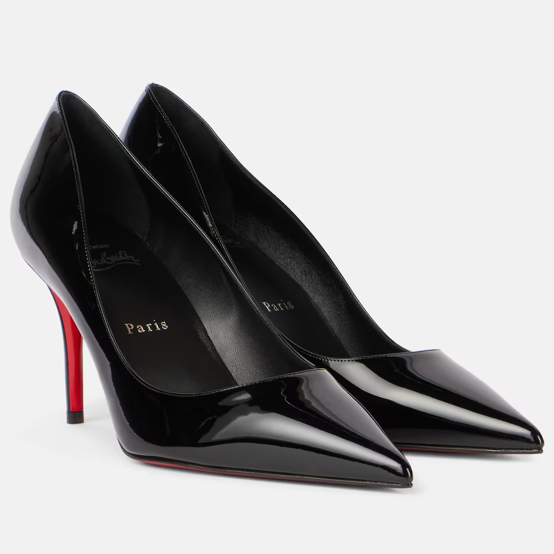 Christian Louboutin Salto alto preto verniz