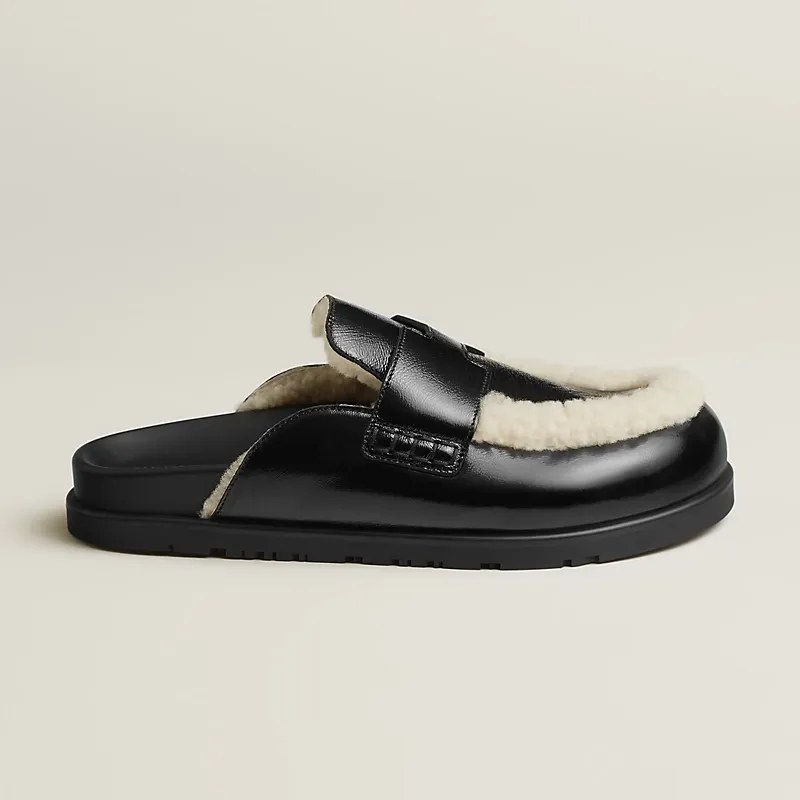 HERMES Go Mule Black Slippers