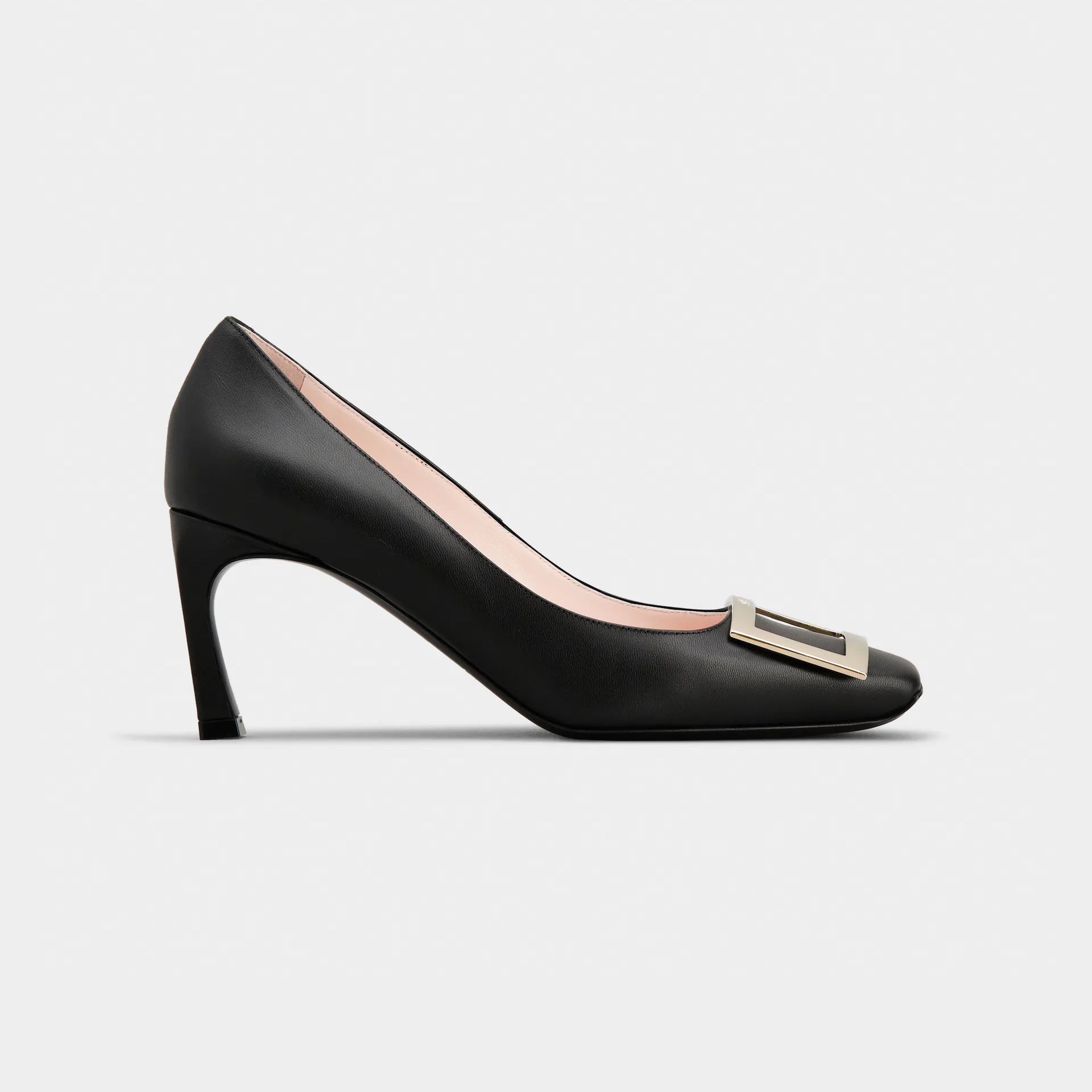Roger Vivier Sapatilhas Trompette Salto Alto Em Couro Bezerro Preto Com Fivela Metálica (Altura do Salto 7cm)