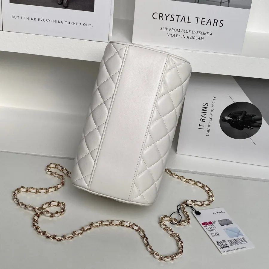 Chanel White / Black Quilted Lambskin Leather Crossbody Bags
