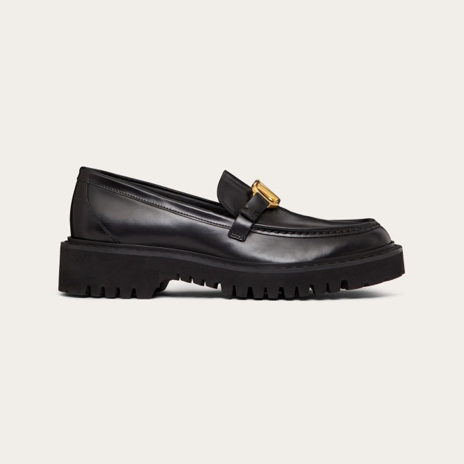 VALENTINO Loafers de couro bezerro preto para mulheres