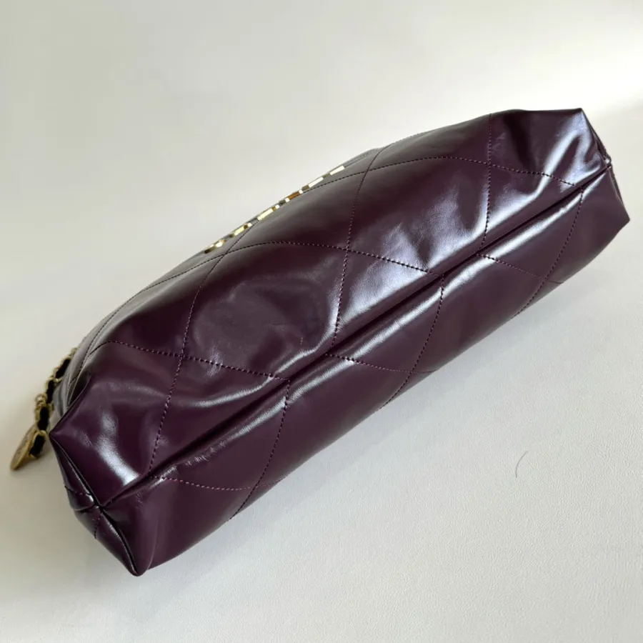 Chanel 22bags Wine Red / Mint green Shoulder Bags