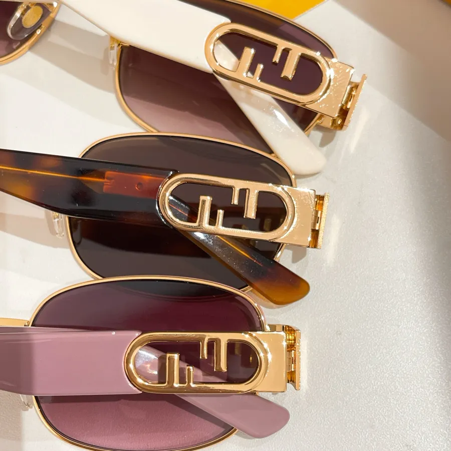 Fendi square frame glasses ivory/leopard/eggplant/pink/brown gold/green color Size 52口21-145