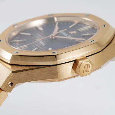 AUDEMARS PIGUET-ROYAL OAK-REF.15400OR.OO.1220OR.03-41MM