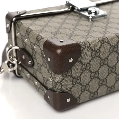 Gucci Medium Globe-Trotter Beauty Case Brown GG Supreme Monogram Canvas Silver Hardware