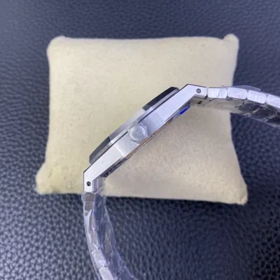 AUDEMARS PIGUET-ROYAL OAK-REF.15410BC.GG.1224BC.01-Frosty Gold White Dial-41MM