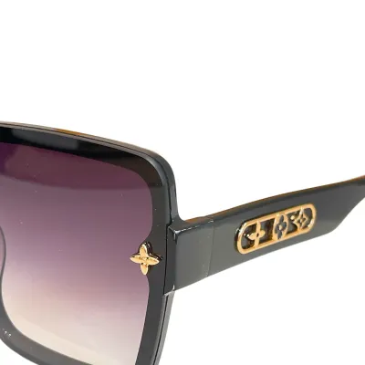 Louis Vuitton square frame glasses eggplant/maroon/brown/leopard/white/teal color Size 62口12-145