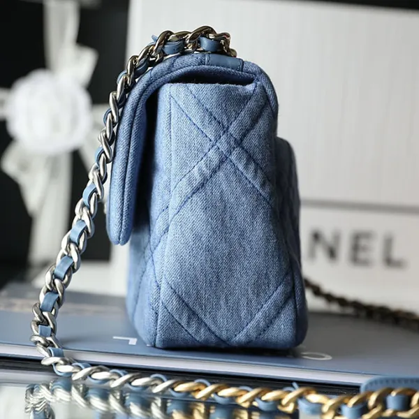 Chanel 19 Bag Light Blue Denim / Dark Blue Denim / Wine Red / Deep Red / Pink / Green / Apricot color 26cm Crossbody Bags - Image 4