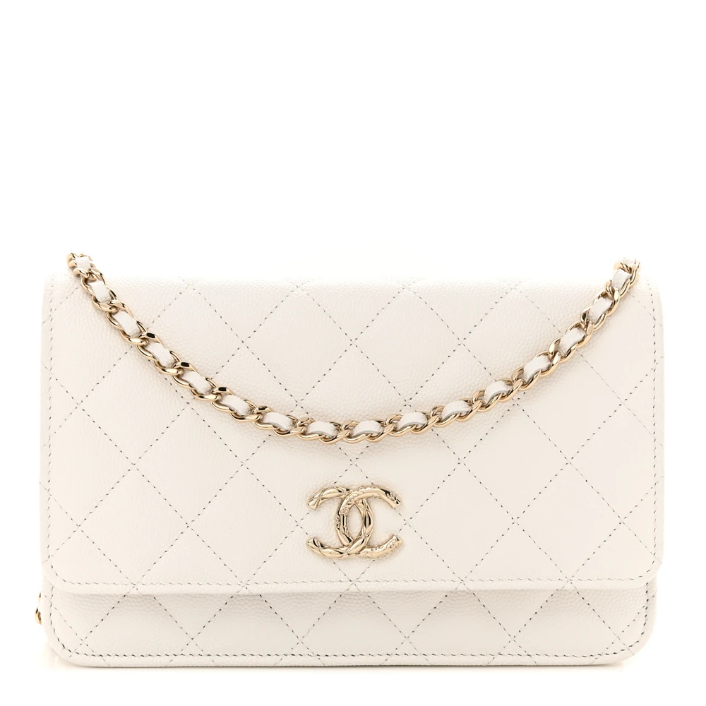 Chanel Wallet On Chain – Pequena em Branco Acetinada Caviar