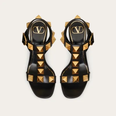 VALENTINO Rivet calfskin platform sandals (heel height 6cm)