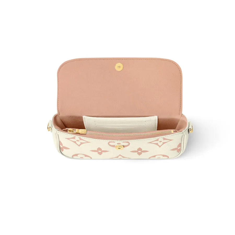 Louis Vuitton Bags  WOC LVY