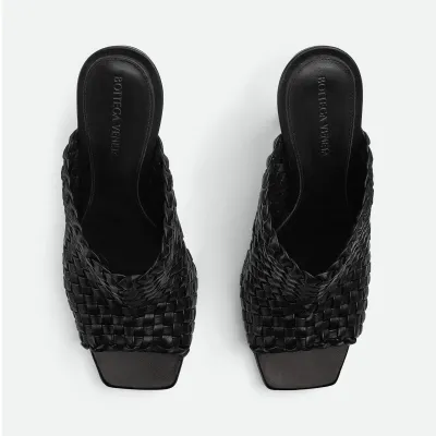 Bottega Veneta Knot Mule In Black Intrecciato Leather Mule With Gold Finished Metal Knot Heel (Heel Height 9cm)