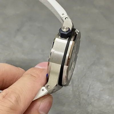 AUDEMARS PIGUET-ROYAL OAK OFFSHORE-ref.15710ST.OO.A010CA.01-42mm